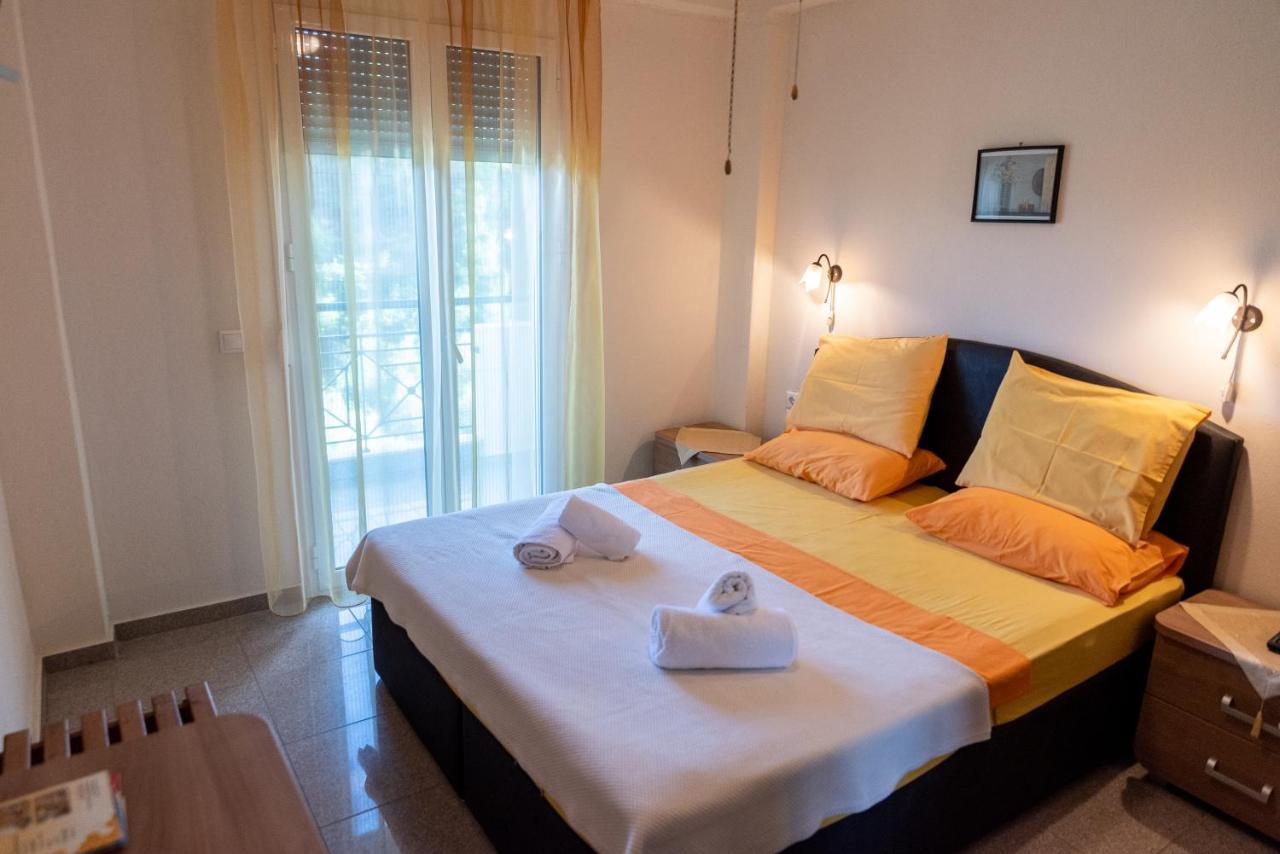 Nikos Apartments ออร์โมส ปานากีอาส ภายนอก รูปภาพ