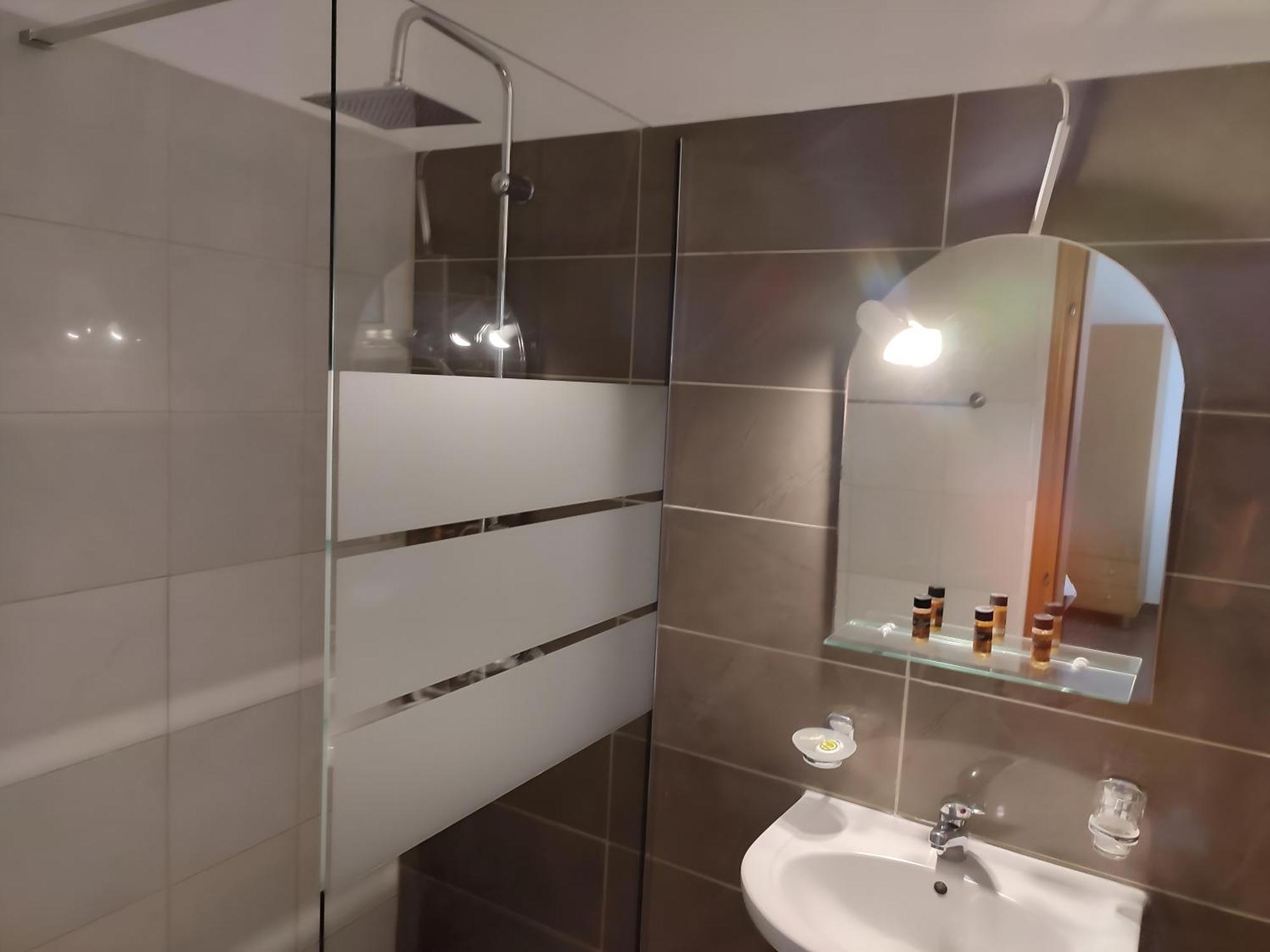 Nikos Apartments ออร์โมส ปานากีอาส ภายนอก รูปภาพ