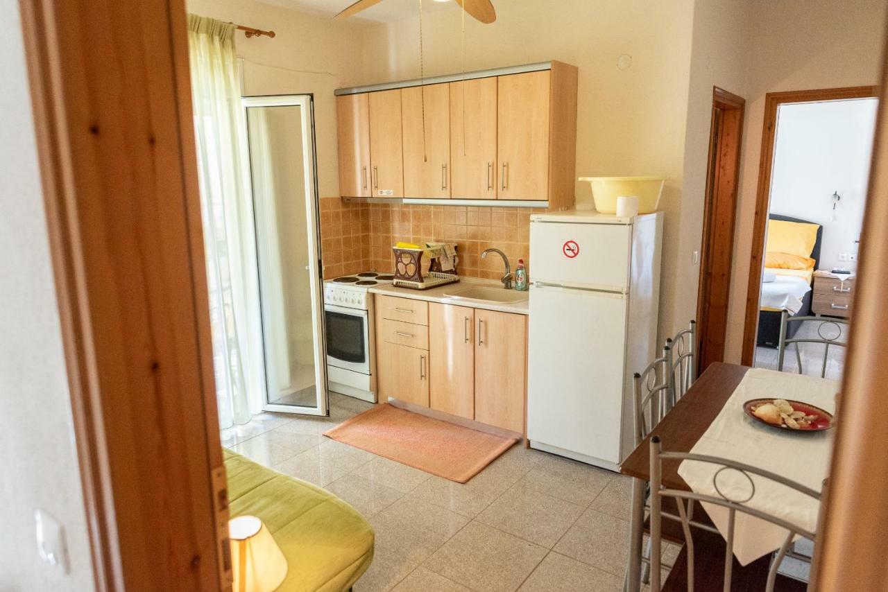 Nikos Apartments ออร์โมส ปานากีอาส ภายนอก รูปภาพ