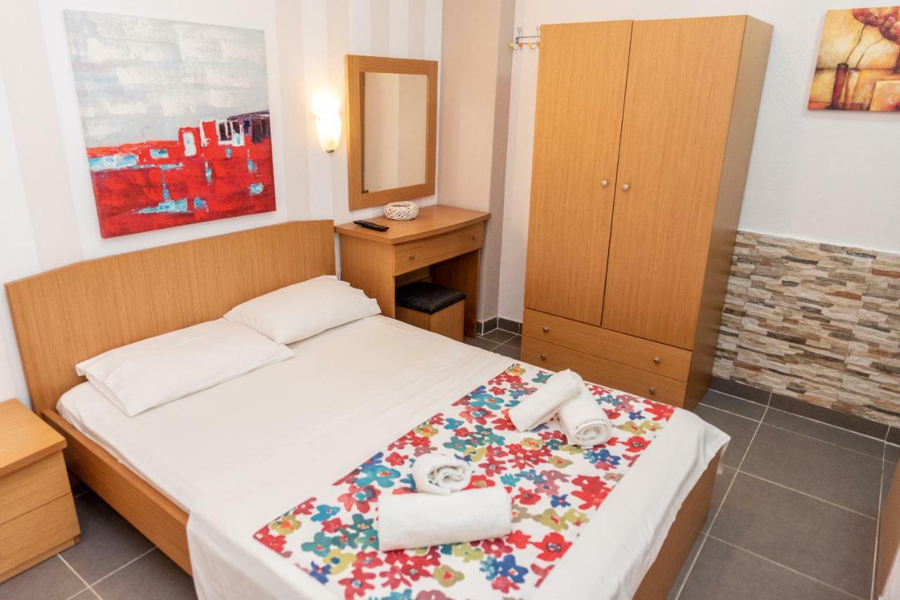 Nikos Apartments ออร์โมส ปานากีอาส ภายนอก รูปภาพ